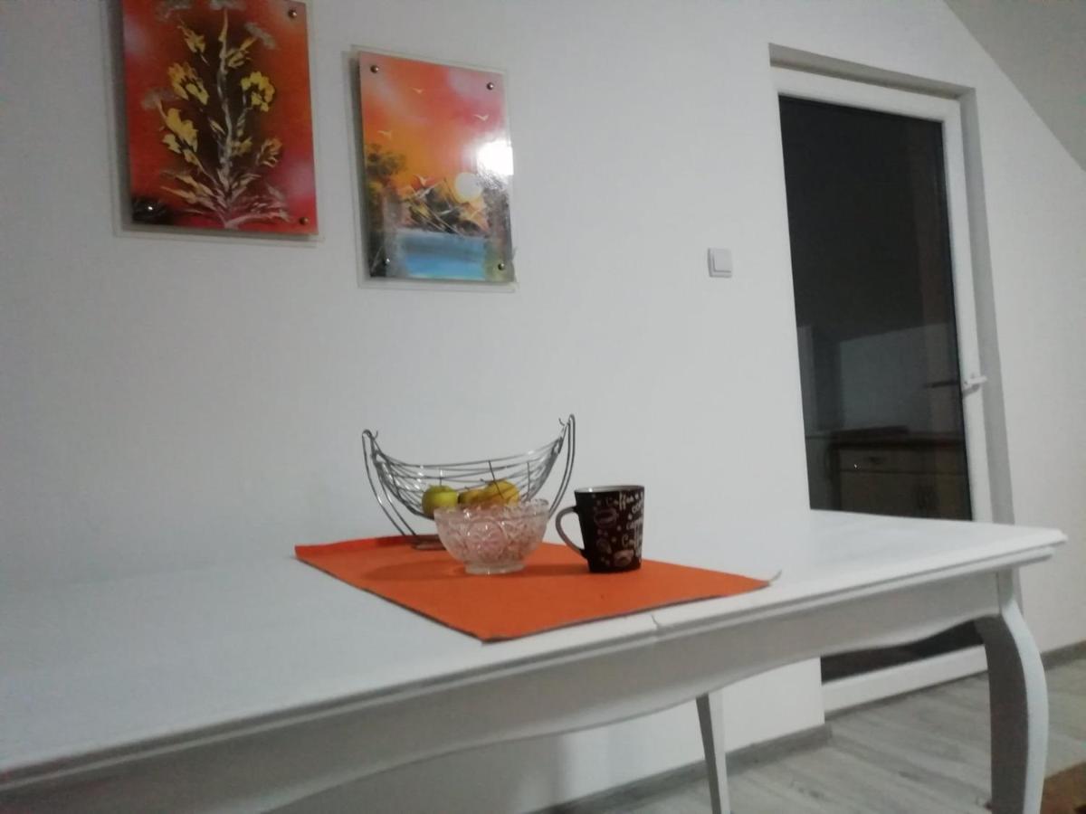 Apartman Salus Tuzla Exterior photo
