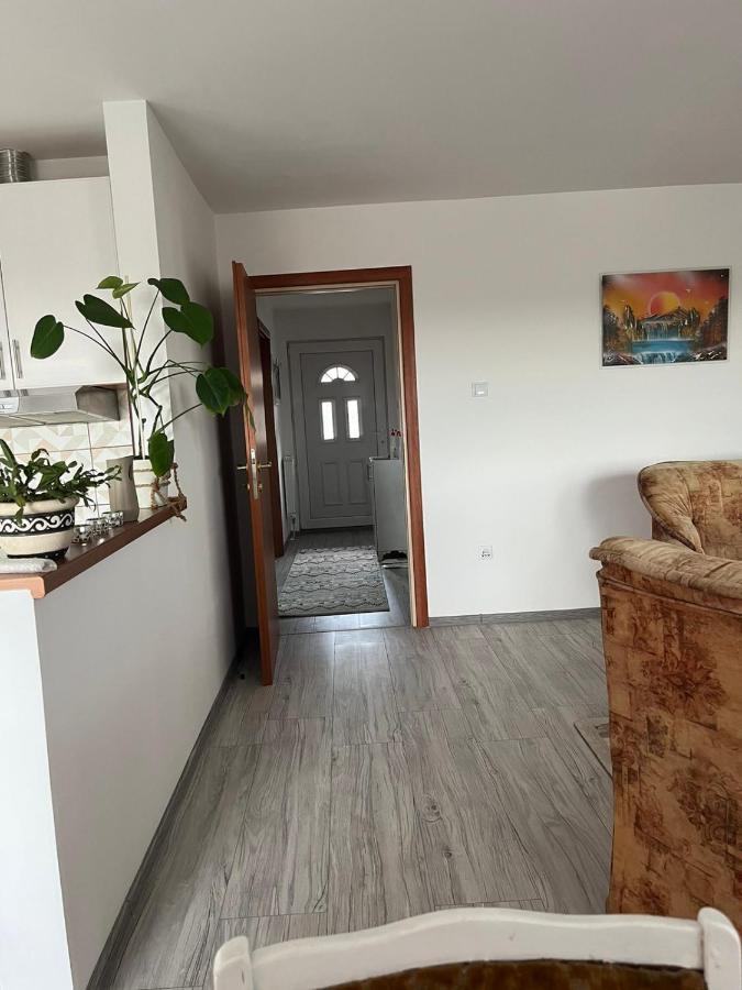 Apartman Salus Tuzla Exterior photo